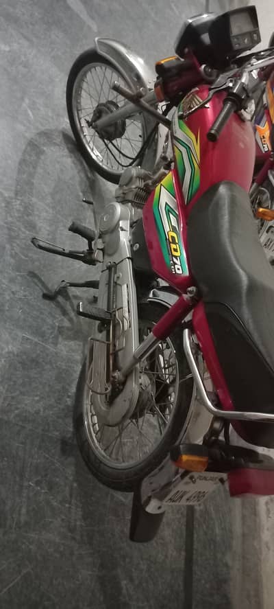 Honda CD 70 2023