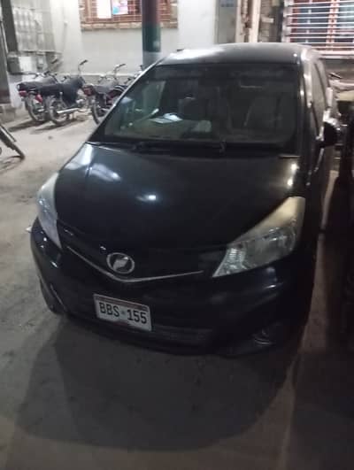 Toyota Vitz 2011