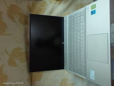 HP Pavilion 15[i5 11th, 8gb, Mx450 2gb Dedicated]