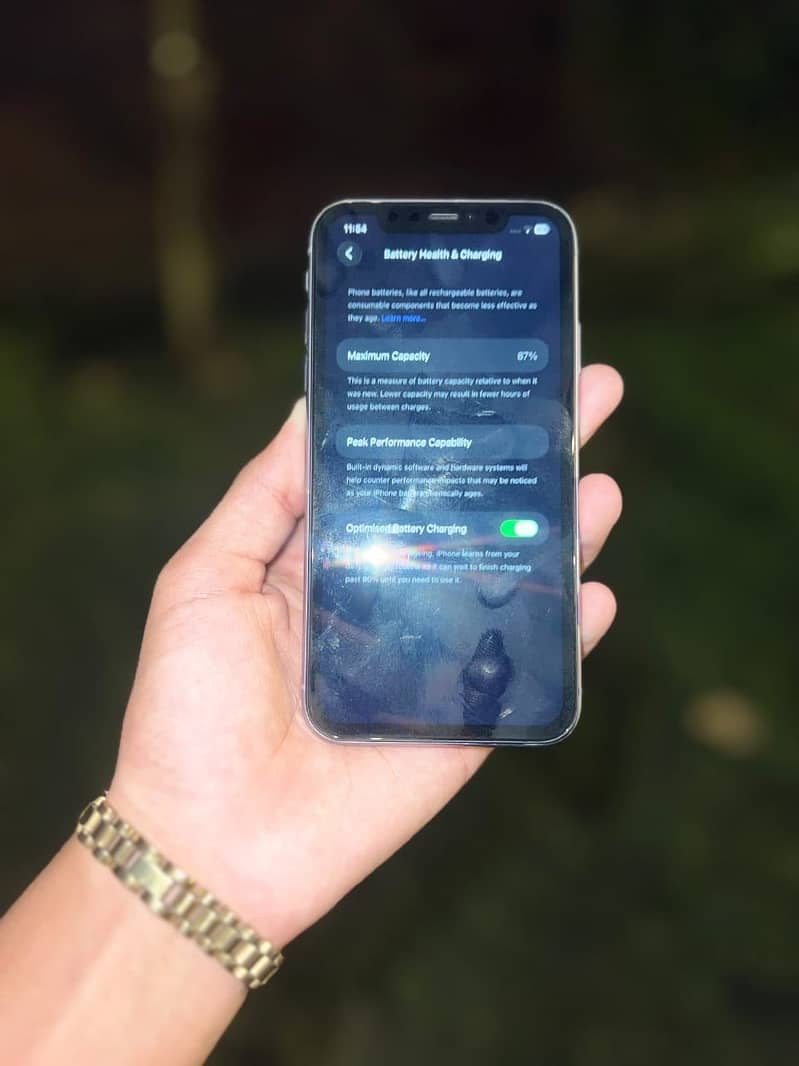 Apple iPhone 11 3