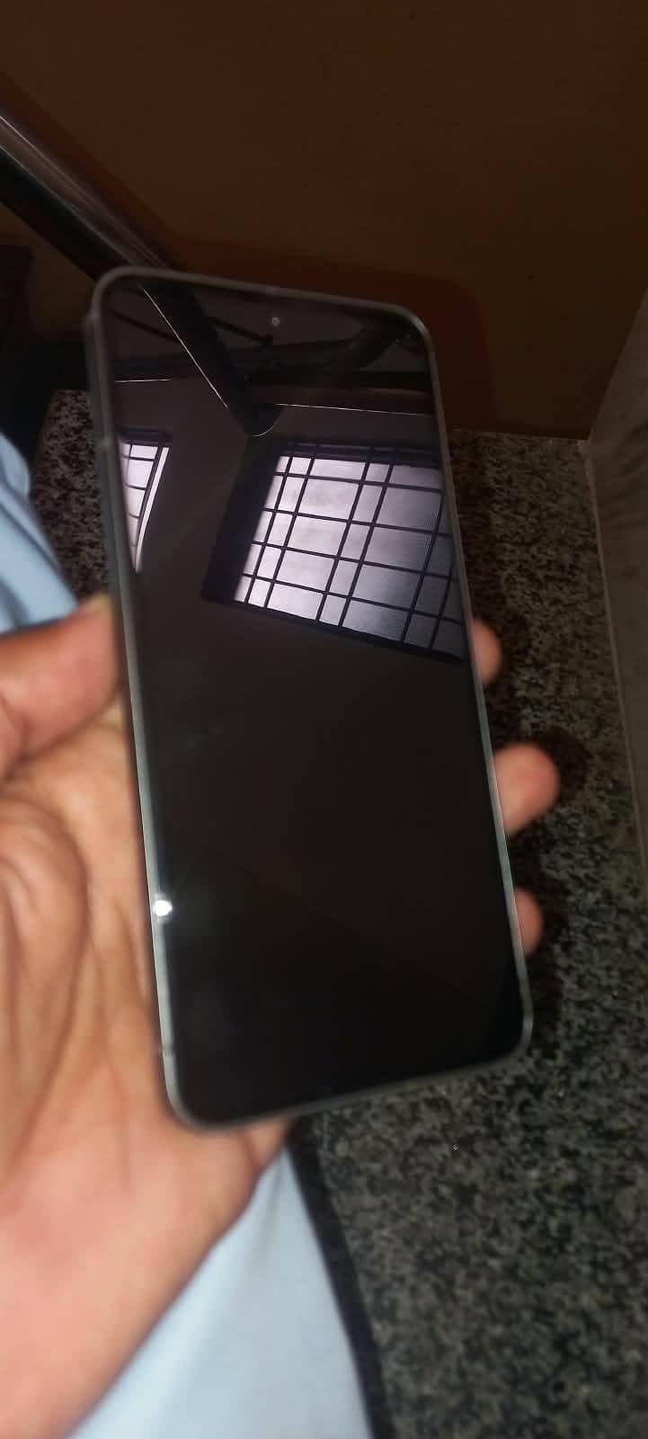 Google Pixel 8 4