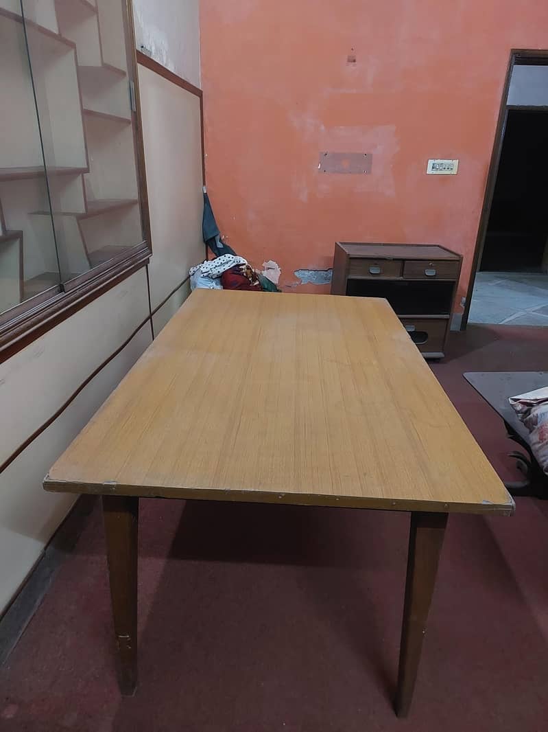 Dinning Table 0