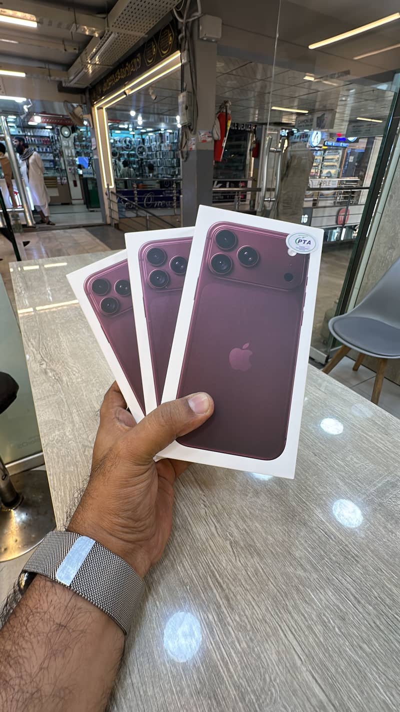 Apple iPhone 18 Pro Max 1
