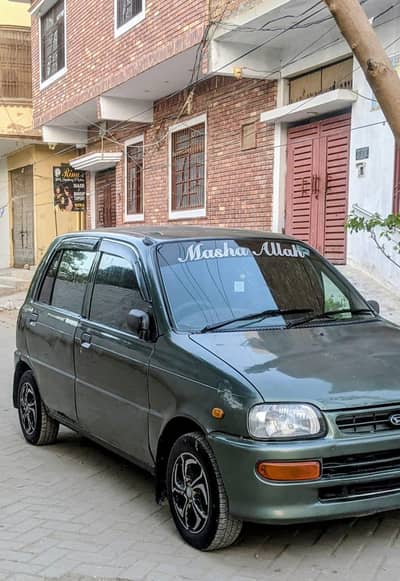 Daihatsu Cuore 2011