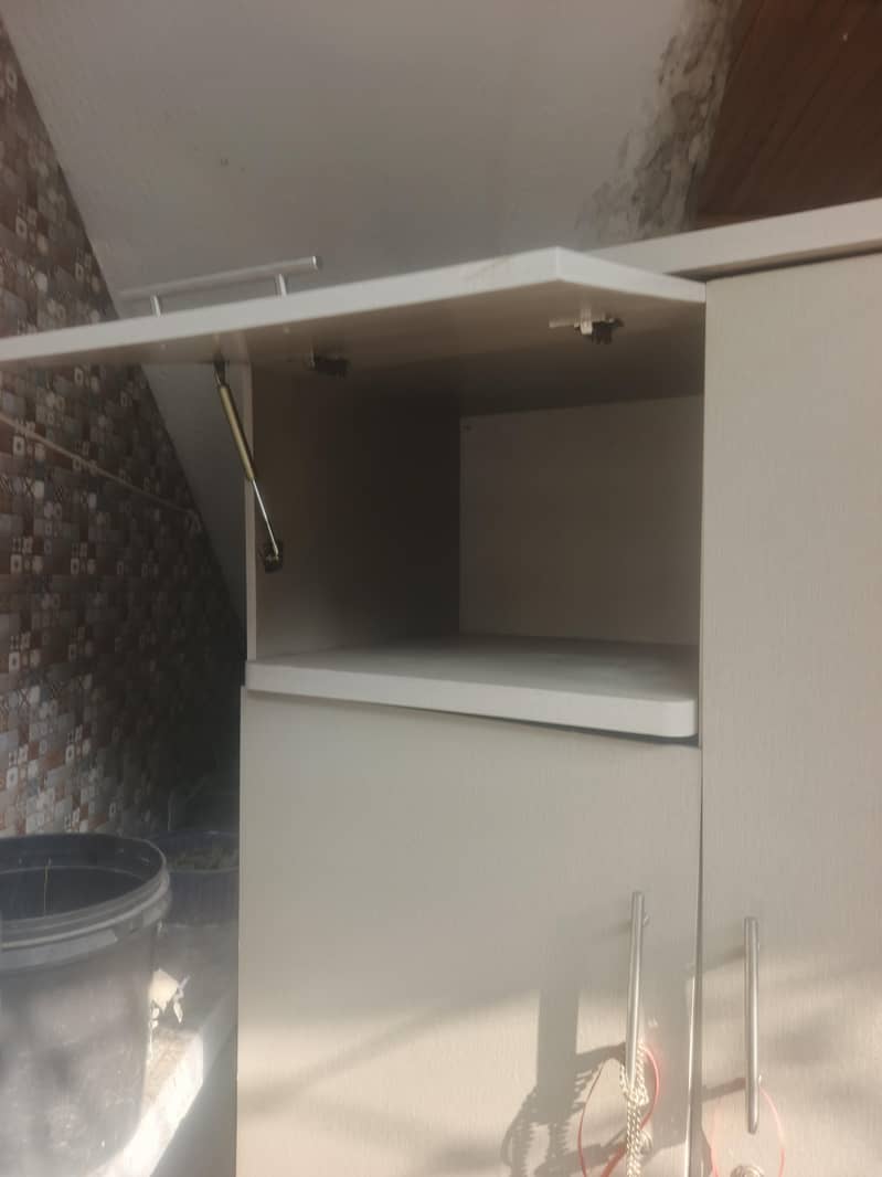 wardrobe 5