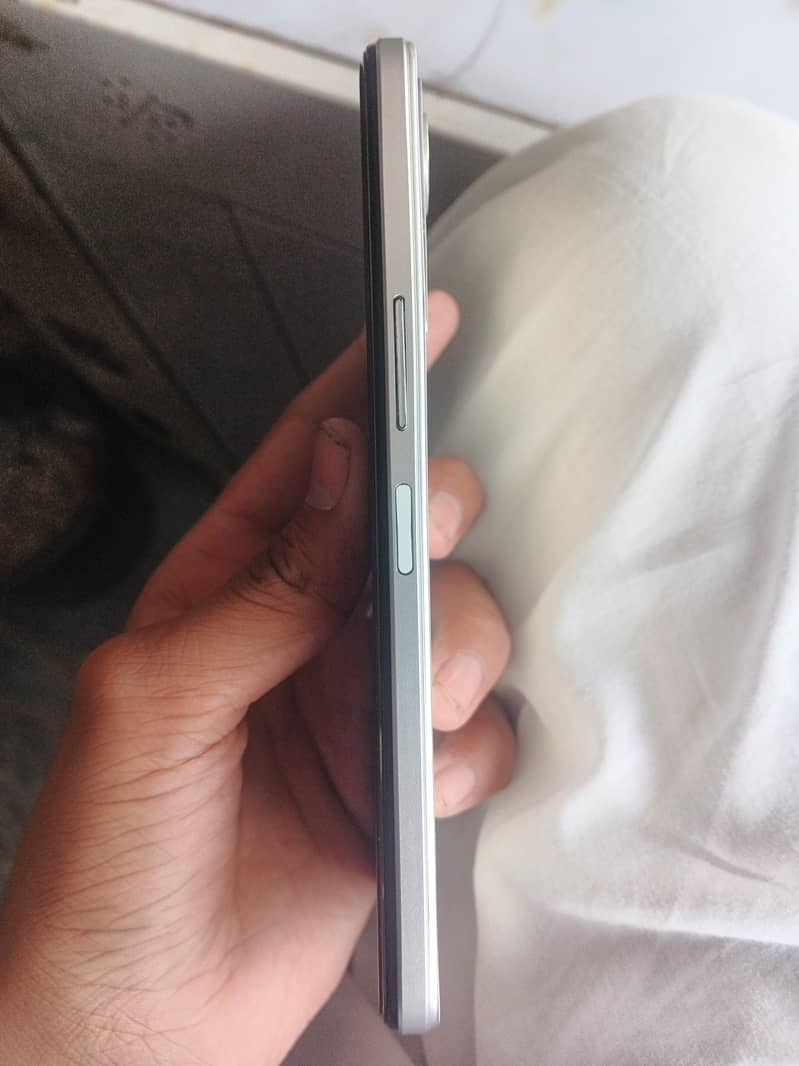 Infinix Note 11 1