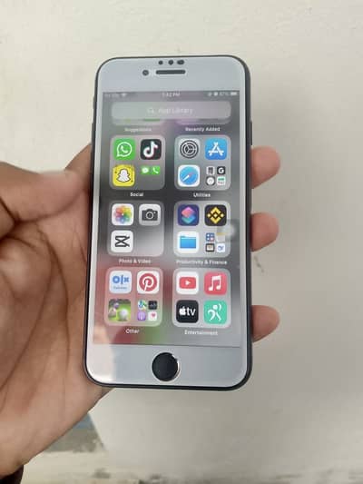 Apple iPhone 7