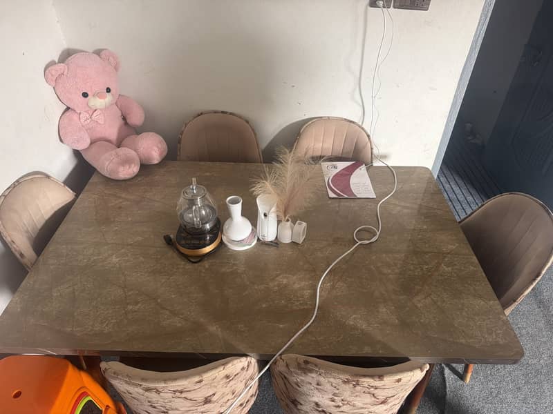 Dinning table 4