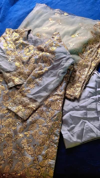 Brand New Fancy Formal Suit Medium - 10/10 Condition with Tag
