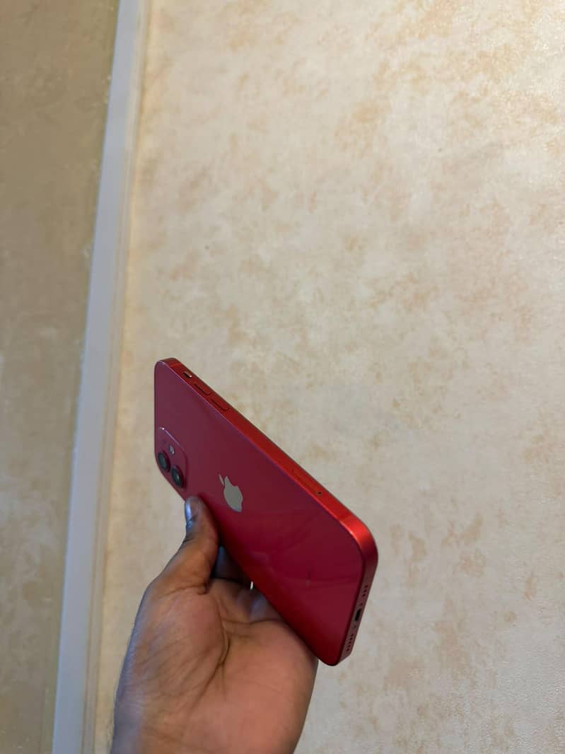 Apple iPhone 12 1