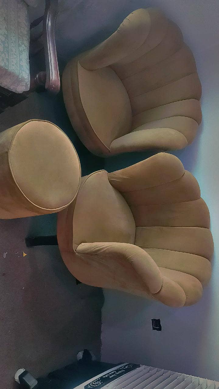 2 set room  coffee chairs/sofas with table 0