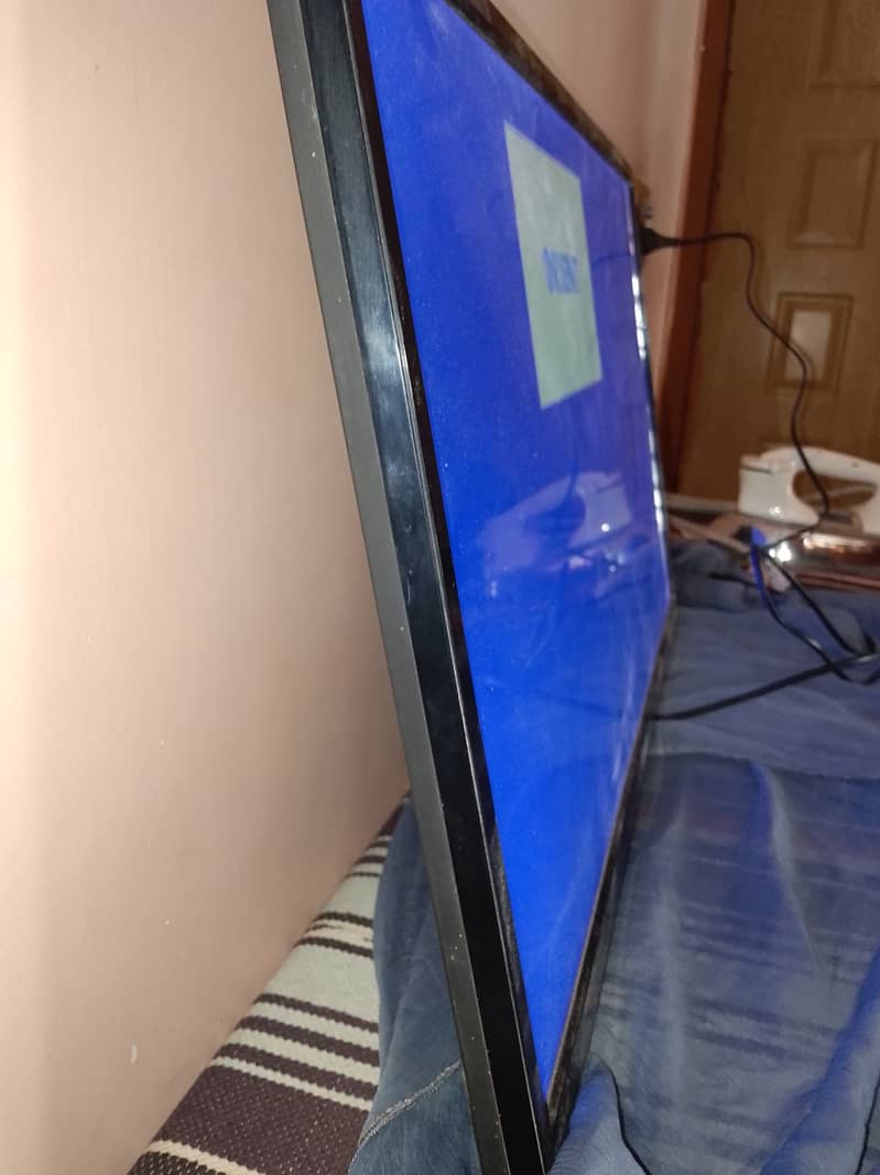 Orient Non Smart LED. . . . 2
