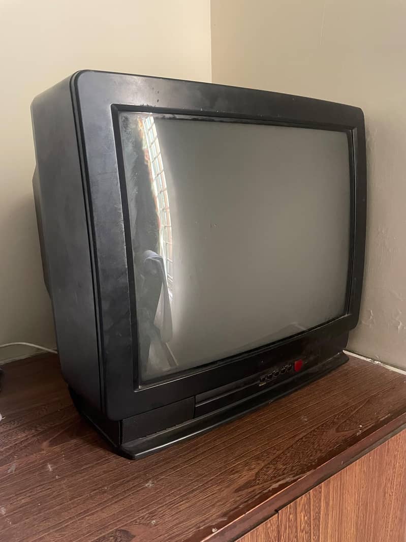 Hitachi Tv 4