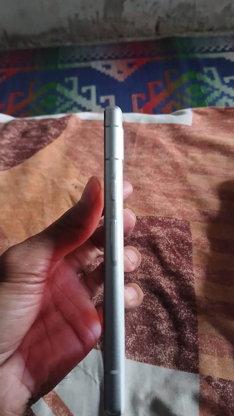 Google Pixel 7a 3