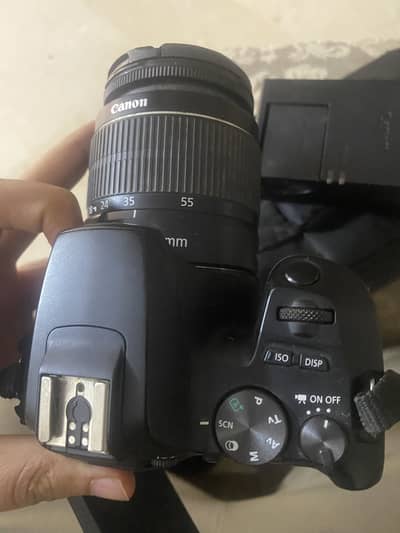 Cannon DSLR 250D 4K video and touch