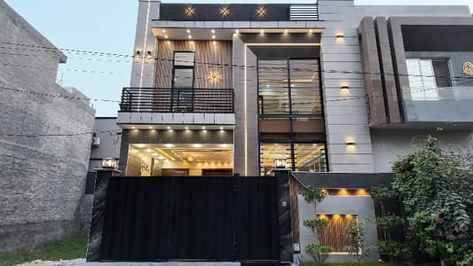 Stunning Prime Location 5 Marla House In Bismillah Housing Scheme - Iqbal Block Available