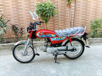 honda CD70cc 2024model total genuine 9000km use for 2025