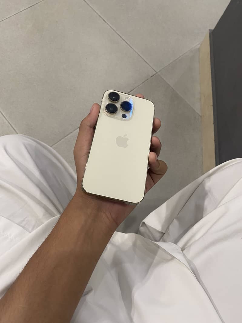 Apple iPhone 14 Pro 3