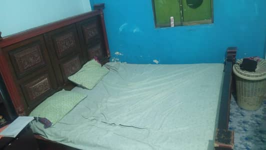 king size Bed