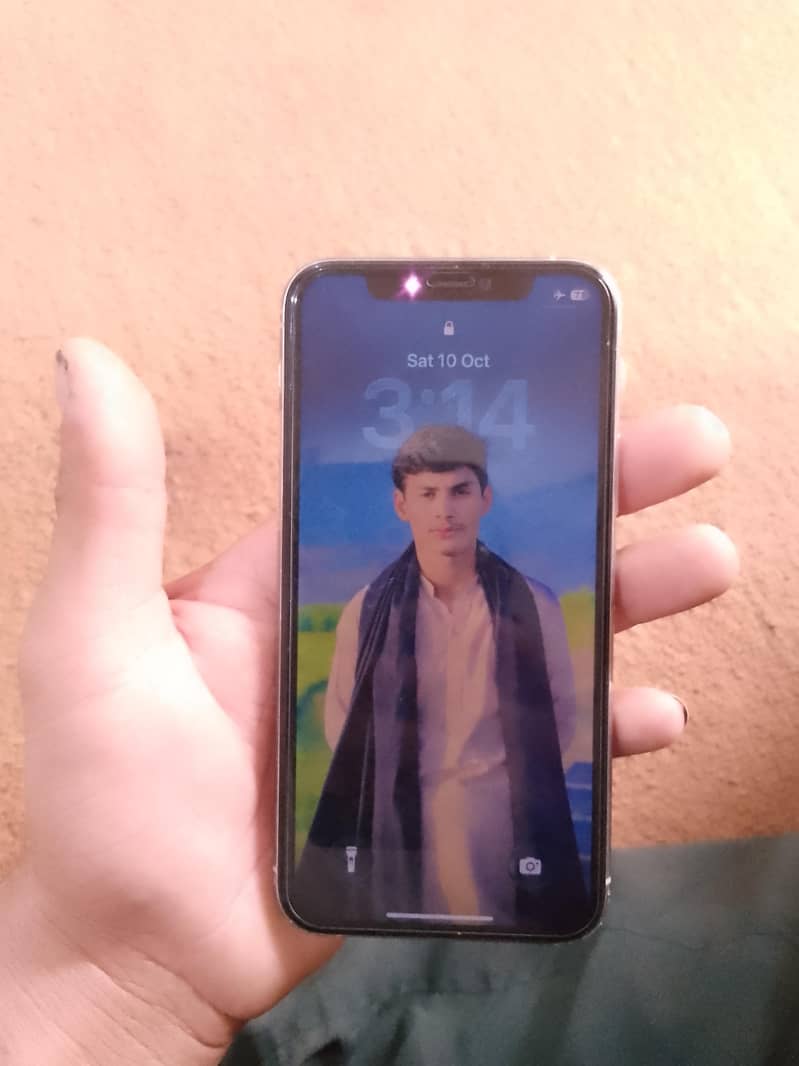 Apple iPhone 11 Pro 6