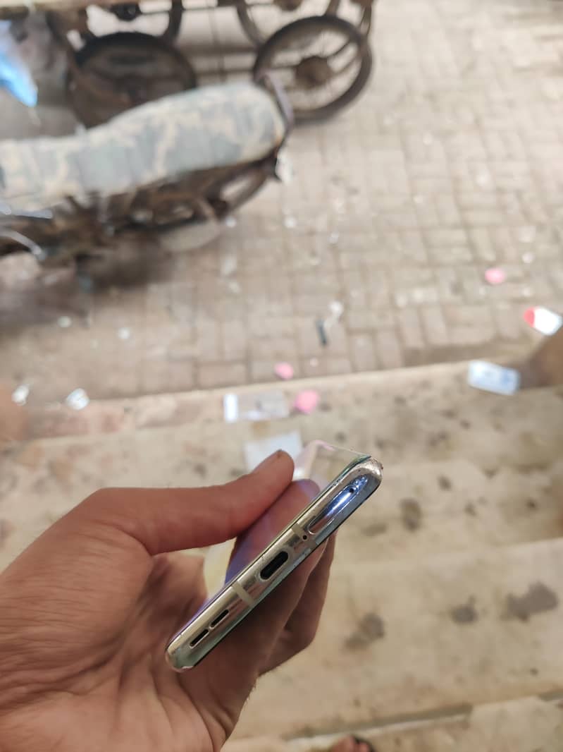 One Plus 8 9