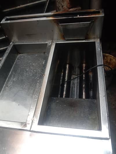 16 liter fryer urgent sale
