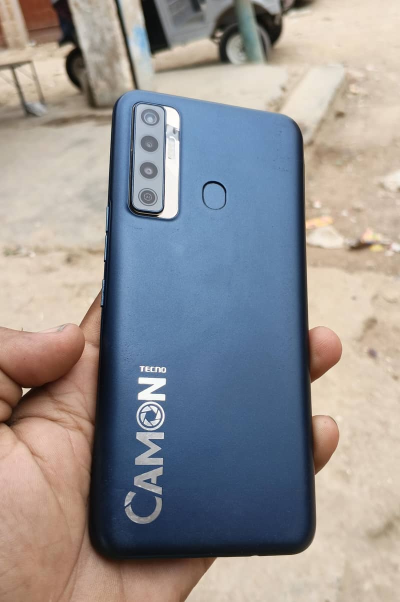Tecno CAMON 17 0