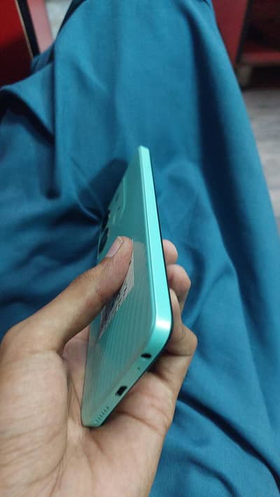 Infinix Smart 7 4/64 complete box charger