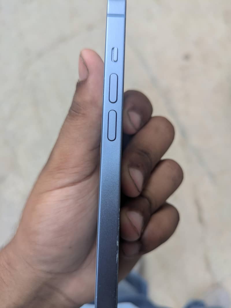 Apple iPhone 14 2