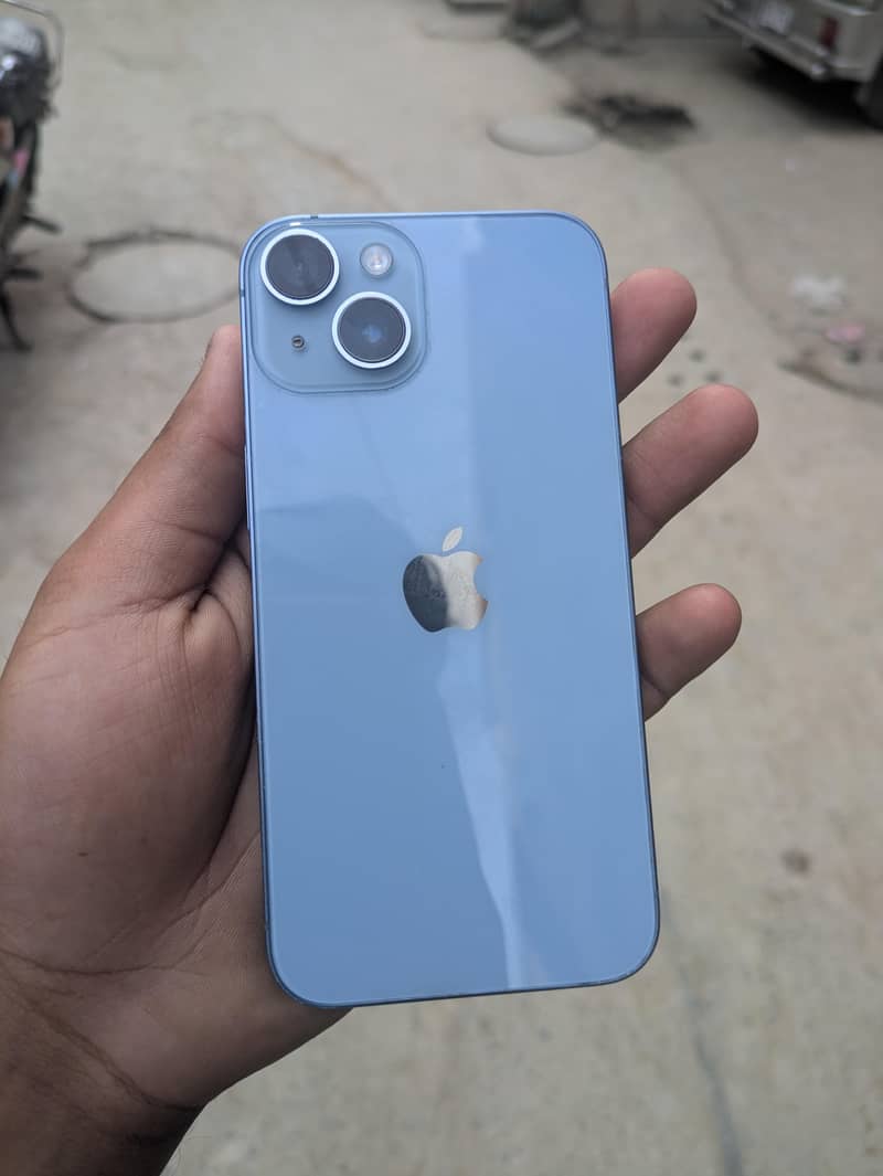 Apple iPhone 14 4