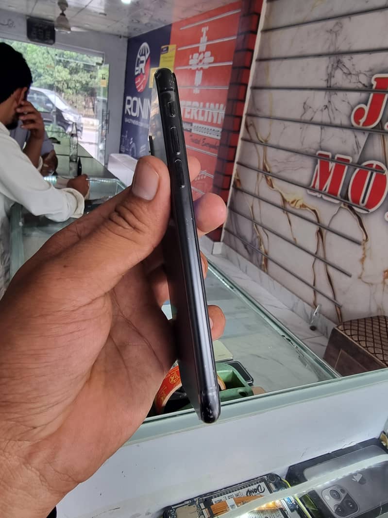 Apple iPhone X 1