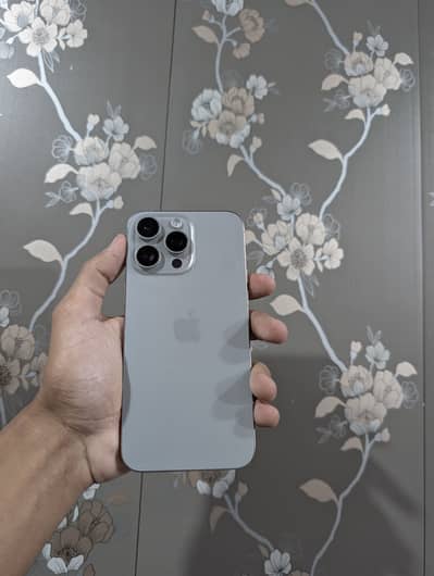 Apple Iphone 15 Pro Max HK.                11/12/13/14/16/17/18Pro Max