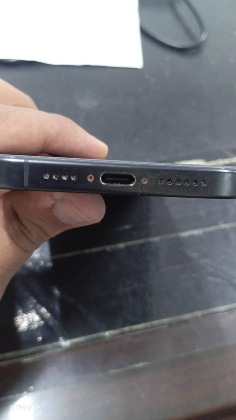 Apple iPhone 15 Pro Max 1
