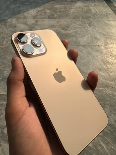 Apple iPhone 16 Pro Max