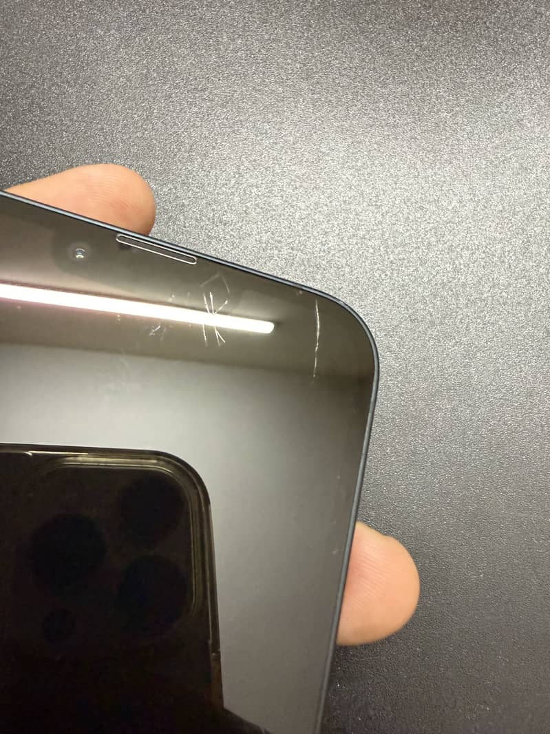 Apple iPhone 14 2