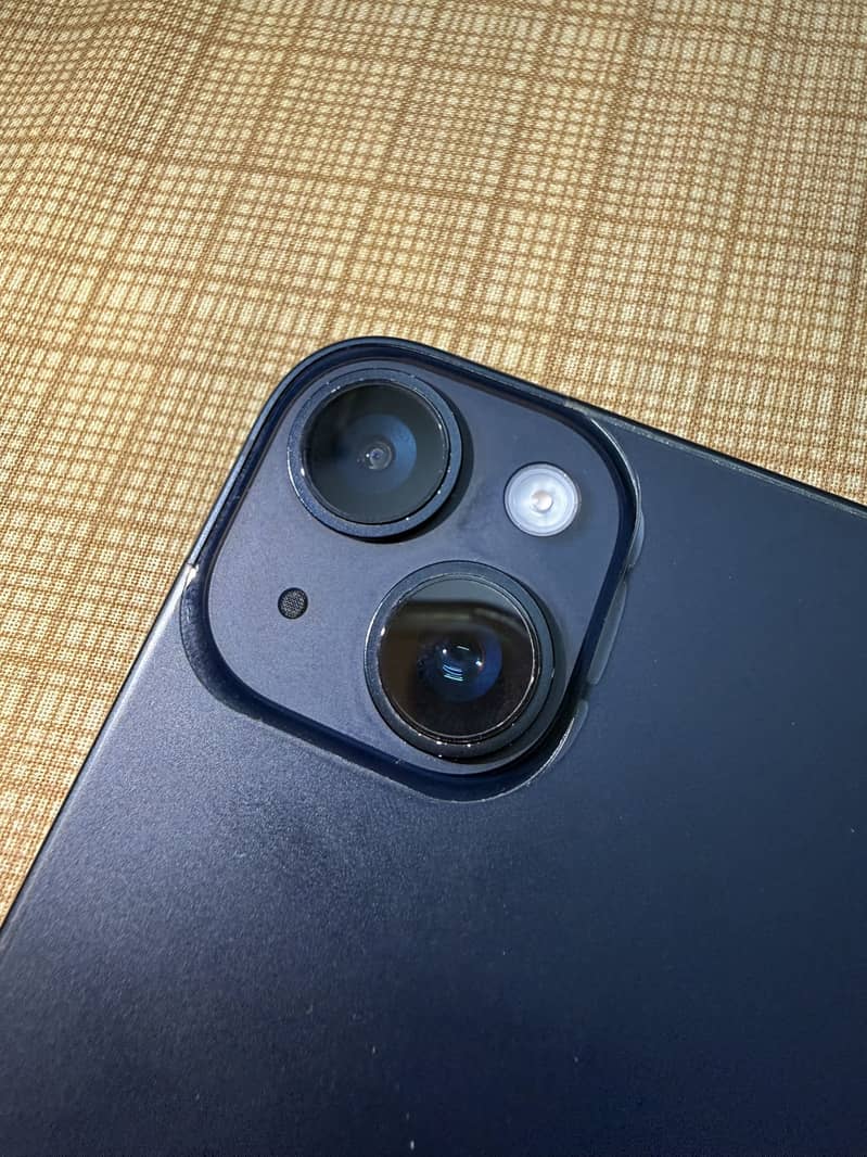 Apple iPhone 14 4