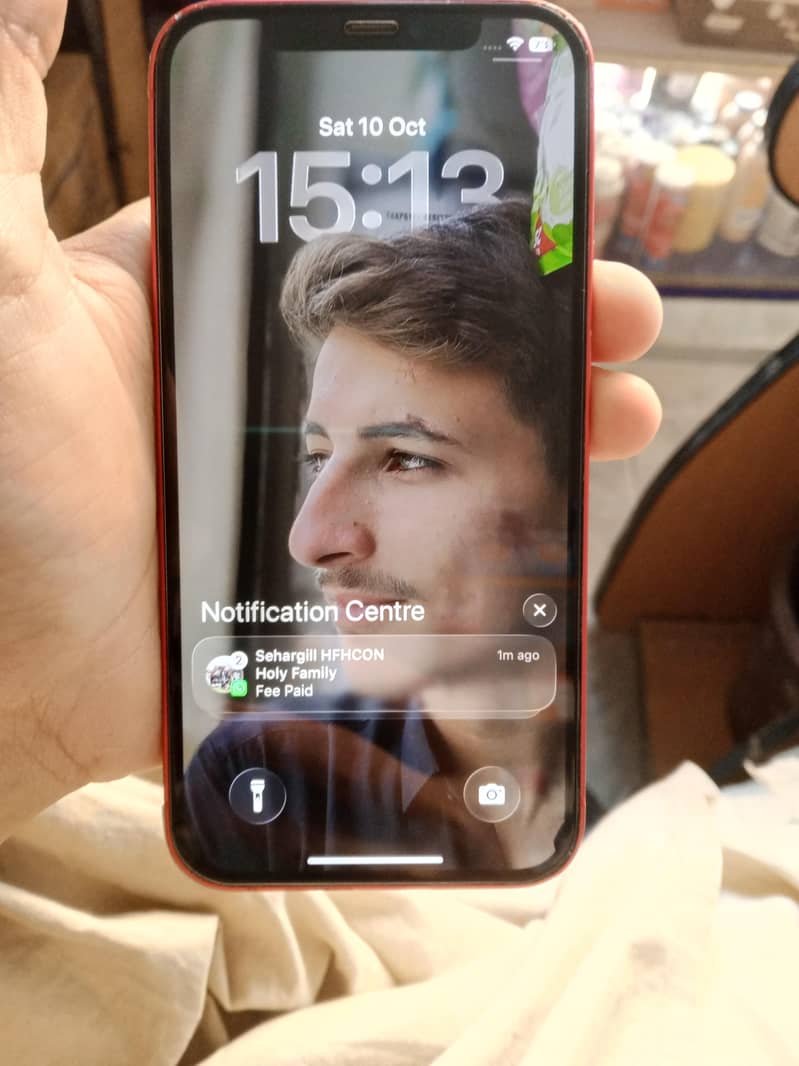 Apple iPhone 12 4
