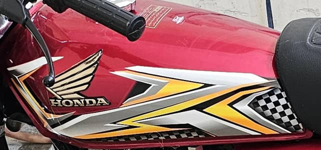 Honda 125 2025 model brand new condtion 11000 only driven