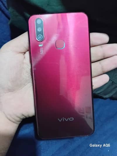 Vivo Y17 8/256