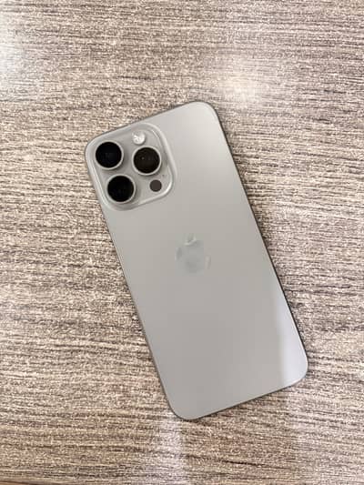 Iphone 15 Pro Max Factory Unlock (Natural Titanium)
