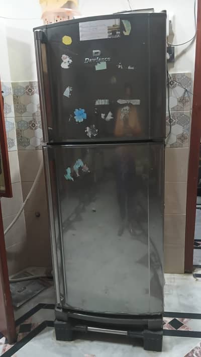 New medium size fridge fior sale 03315810542