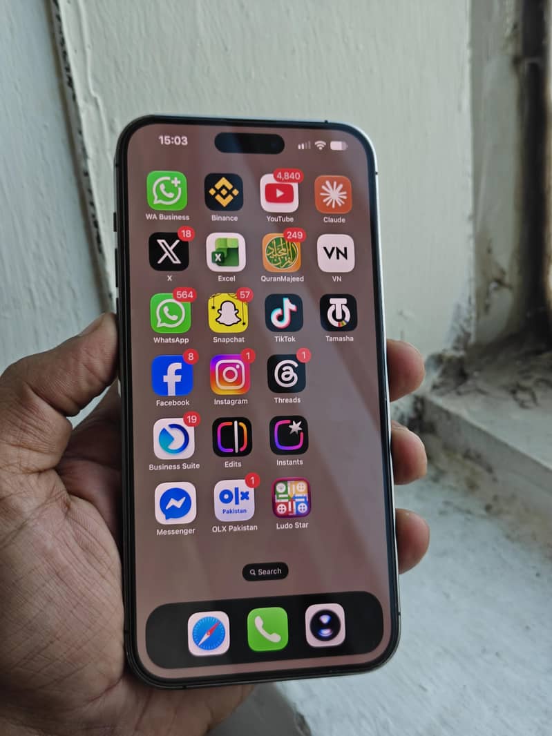 Apple iPhone 14 Pro Max 3