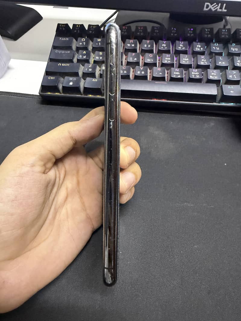 Apple iPhone X 2