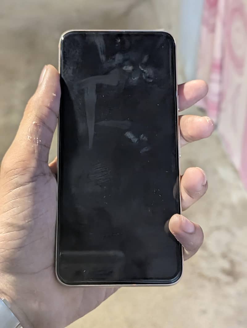 Google Pixel 8 6
