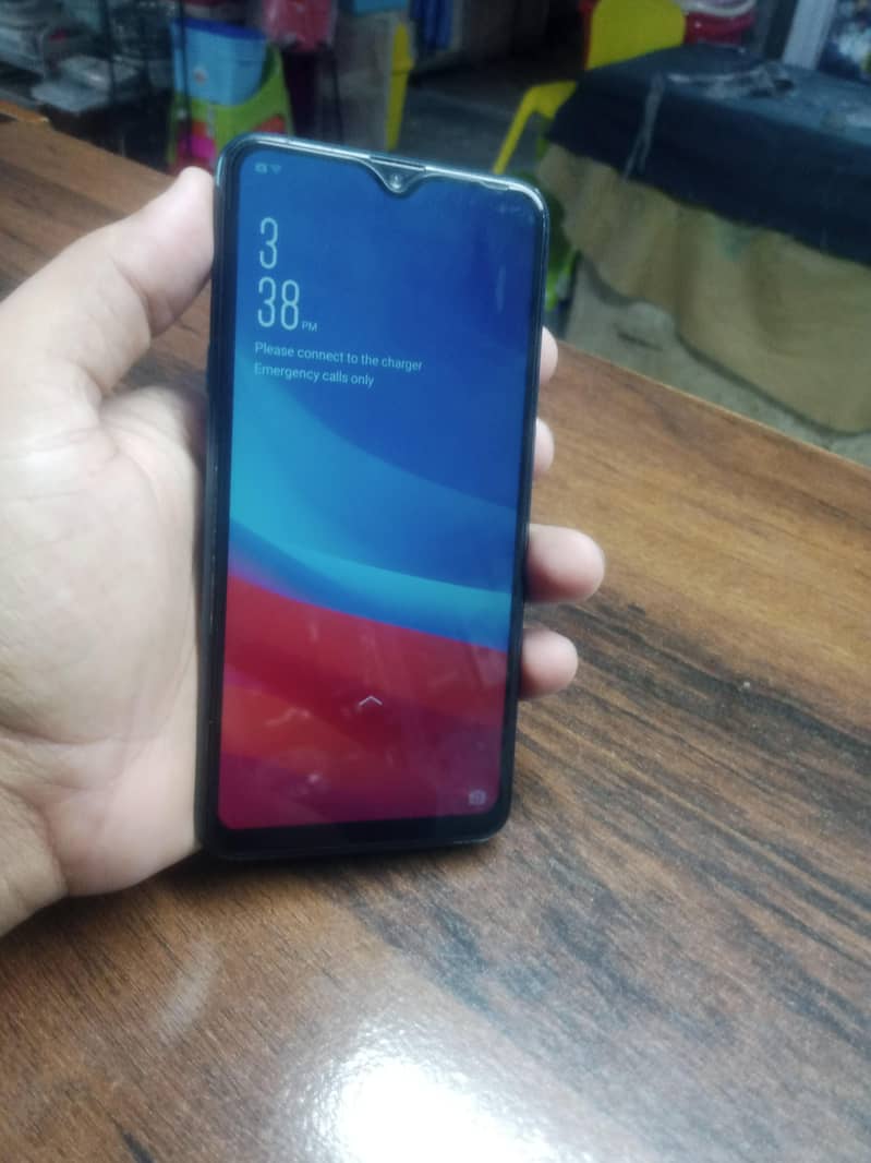 OPPO A7 2