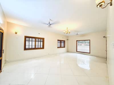 500 Yard Bunglow For Rent DHA Phase 6
