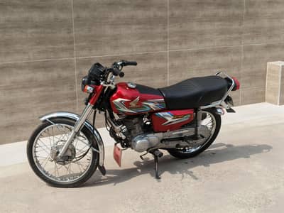| Honda CG 125 2023 — 10/10 Condition | Total Genuine |