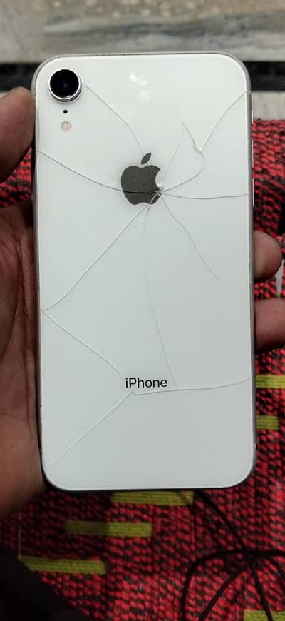 Apple iPhone XR