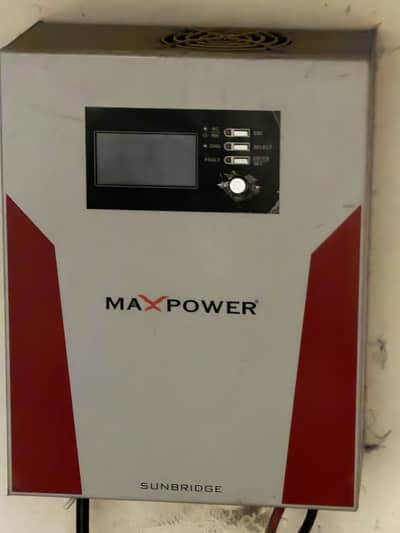 MAXPOWER 2000 UPS + 2 Osaka HT-1800 Batteries