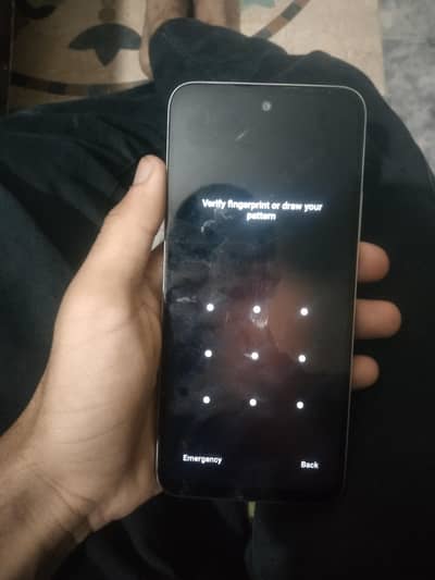 Infinix hot 60i 6+6 / 128gb